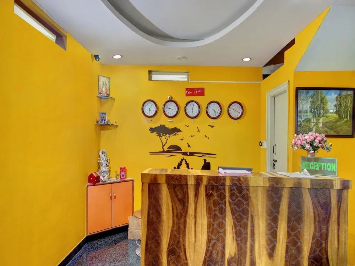 OYO 2420 Ashwa Comfort