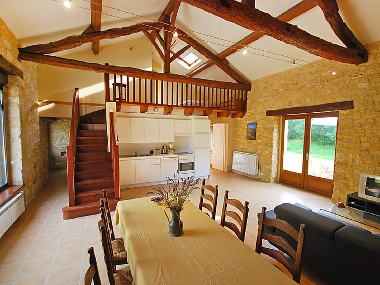 House Lavit Puy-lEveque