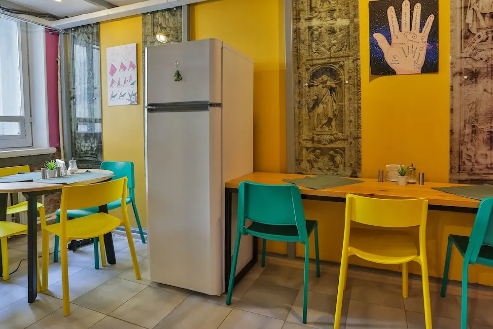 Капсульный отель и хостел de Lux ApraxInn