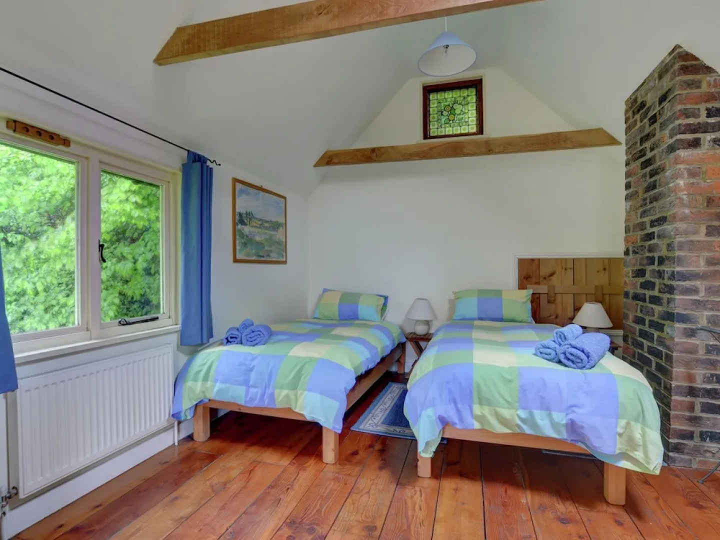 Simplistic Cottage in Battle with Garden near Bird Watching