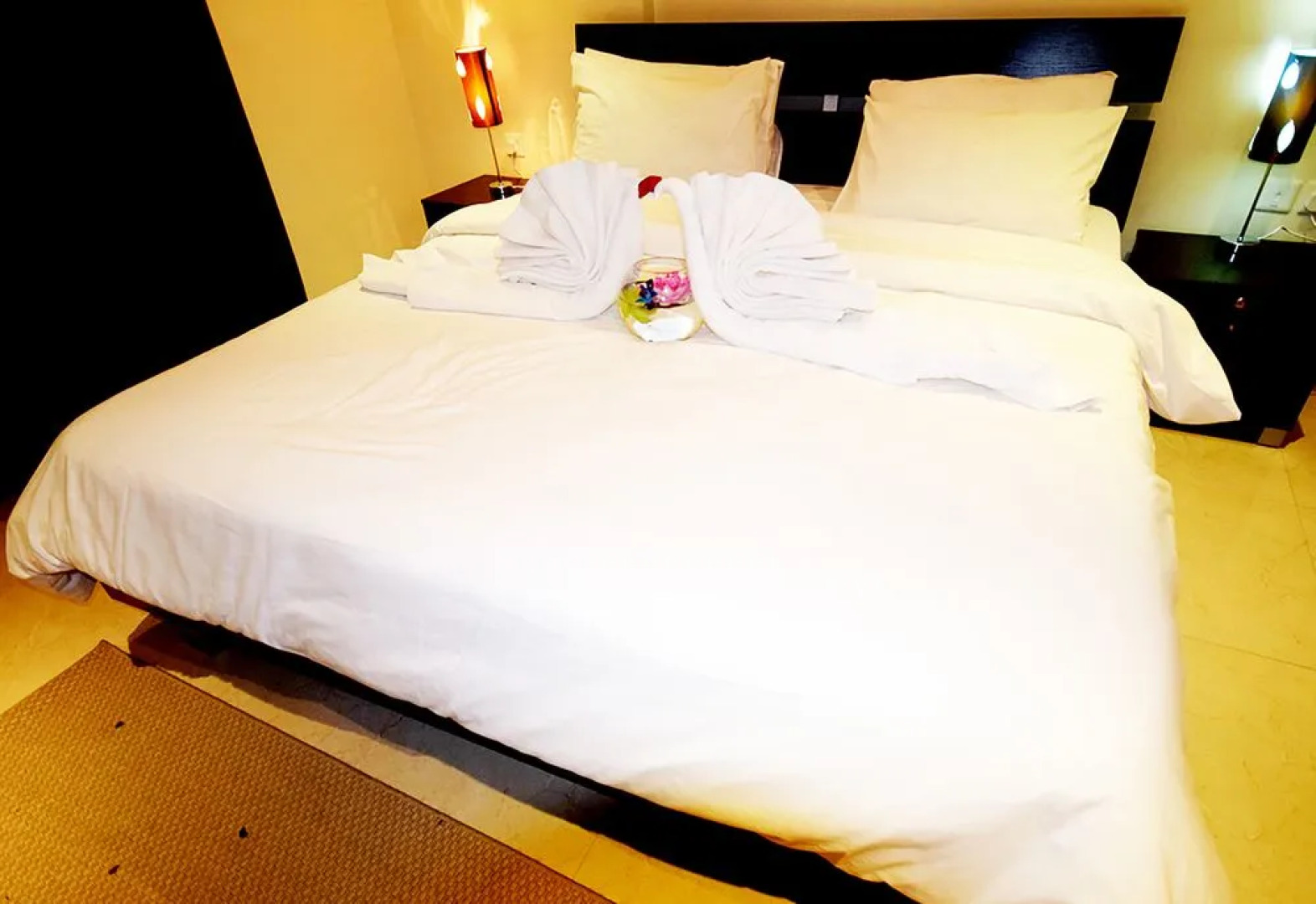 Leaders Plaza Apartments