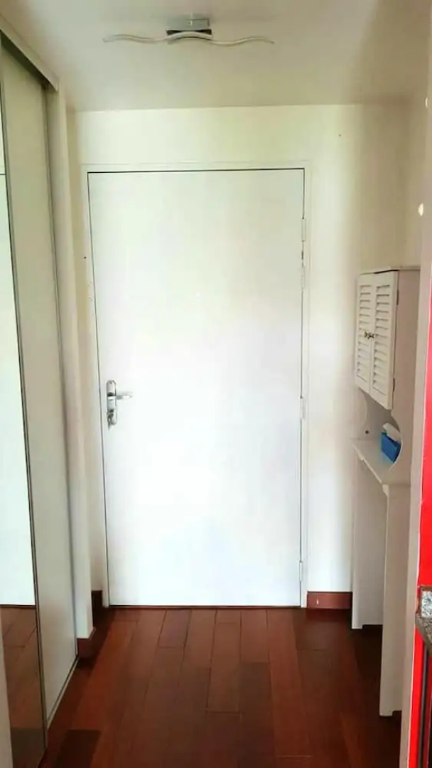 Studio in Poissy, With Wifi