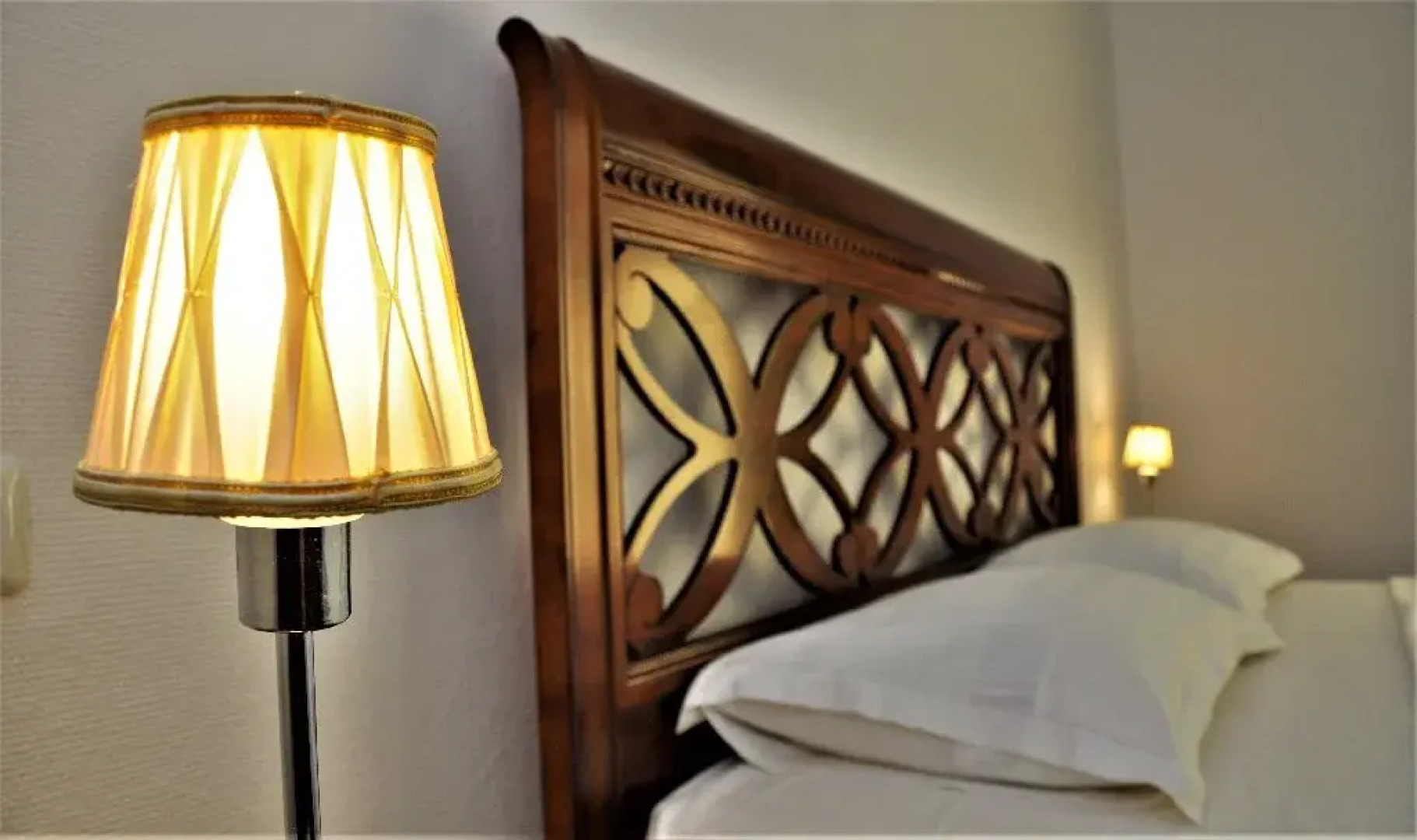 . RIVIERA 990 - Camere de Inchiriat