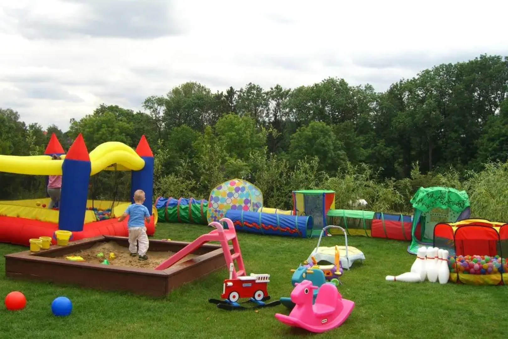 Dom Wczasowy Pięciu Pomostów I DOMKI LETNISKOWE