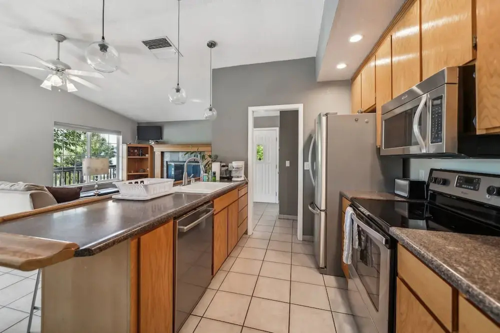 Lakeside Retreat With Private Boat Ramp 3 Bedroom Home by RedAwning