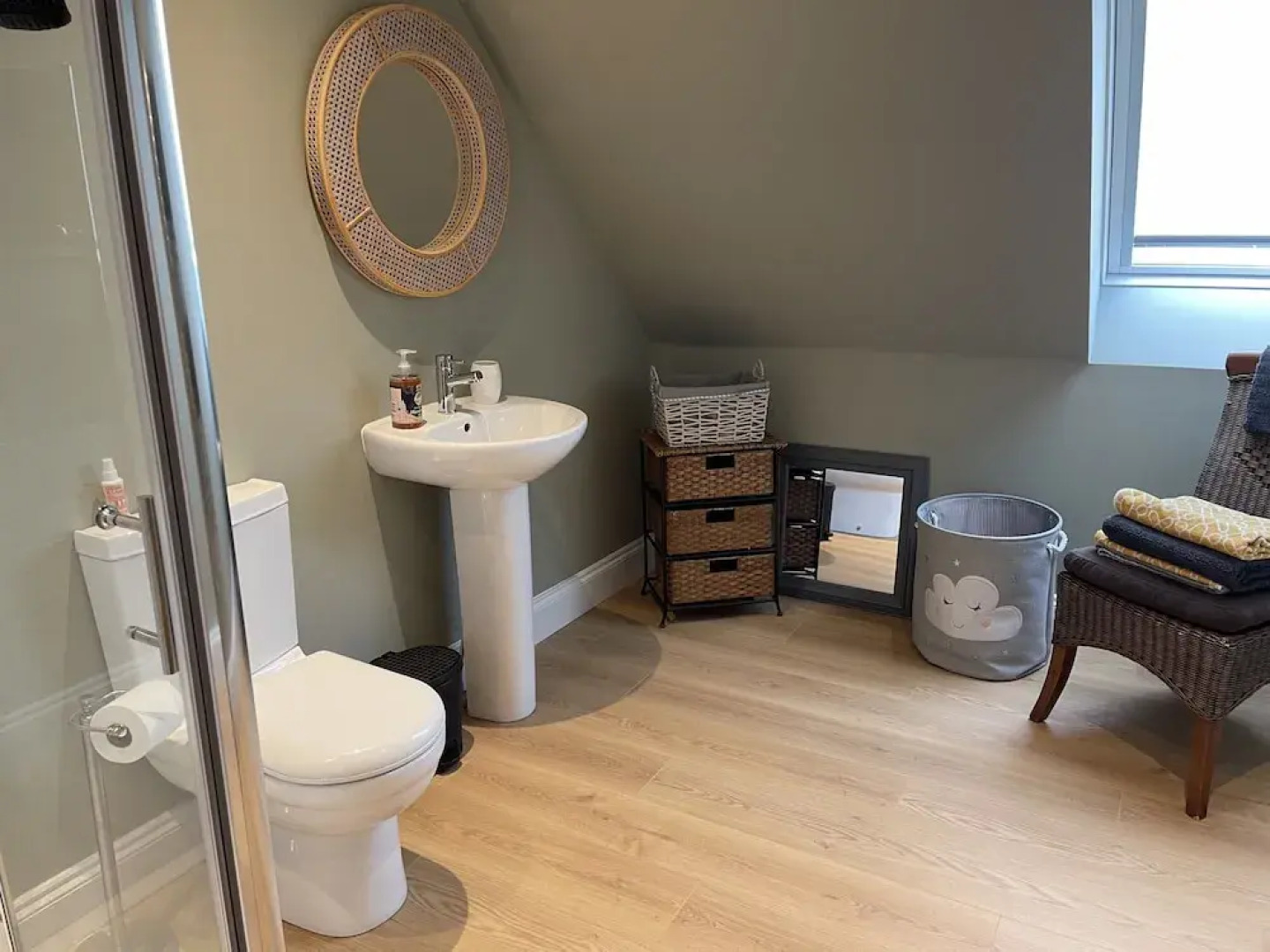 Fabulous Open Plan Studio Retreat - Cowdenbeath