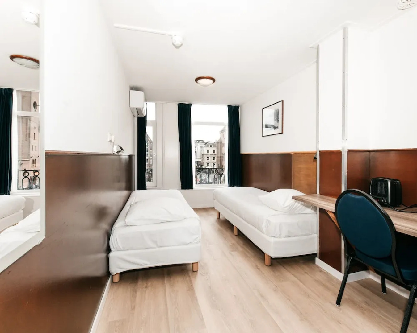 The Leicester Arms Hotel