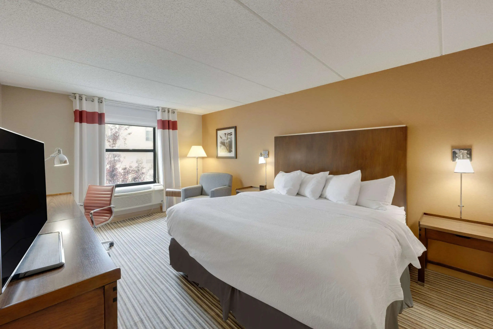 The Crossroads Hotel, Newburgh