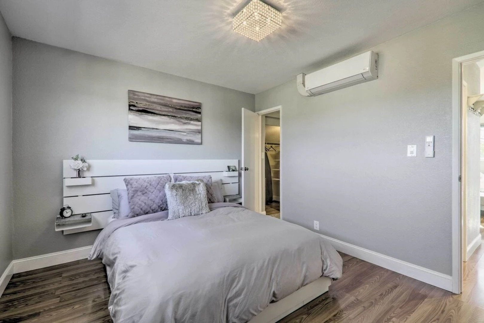 Updated Livermore Apartment w/ Private Deck!