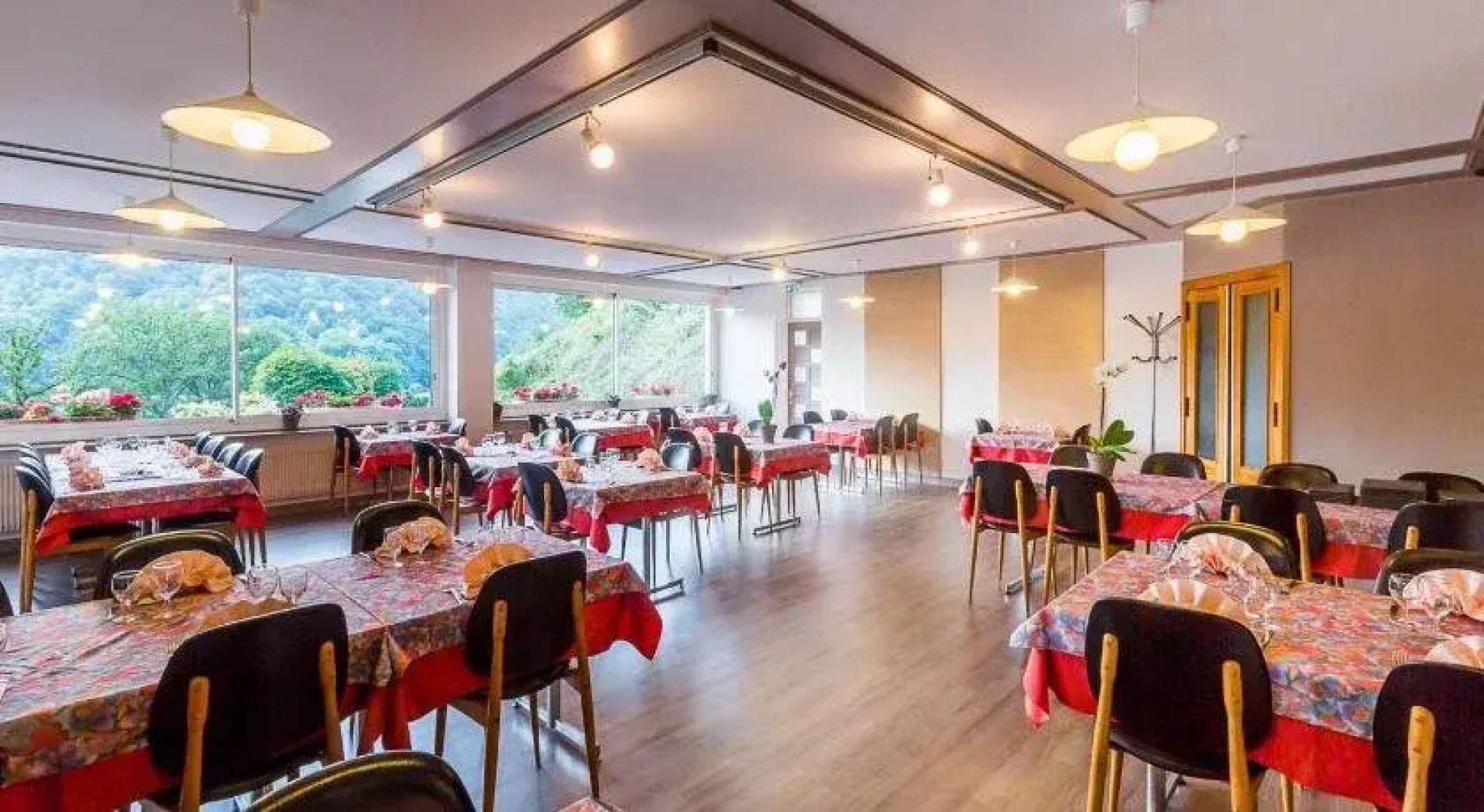 Logis Hôtel Belle Vue