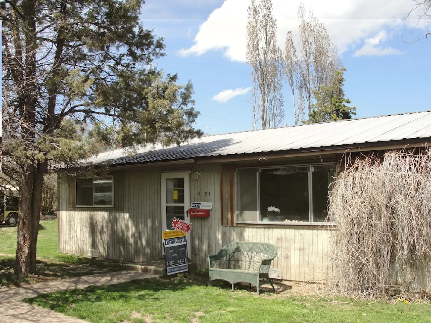 Quiet 2 Bdrm-Gourmet Kitchen-Comfy King