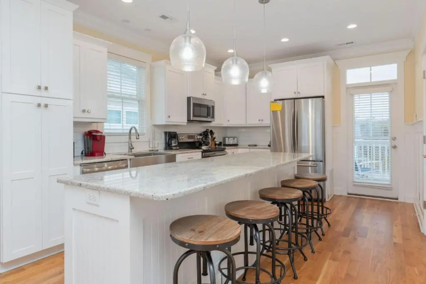 Alpha Breeze by Oak Island Accommodations