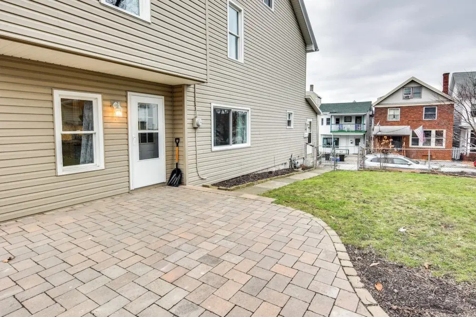 Family-friendly Altoona Abode w/ Spacious Patio!