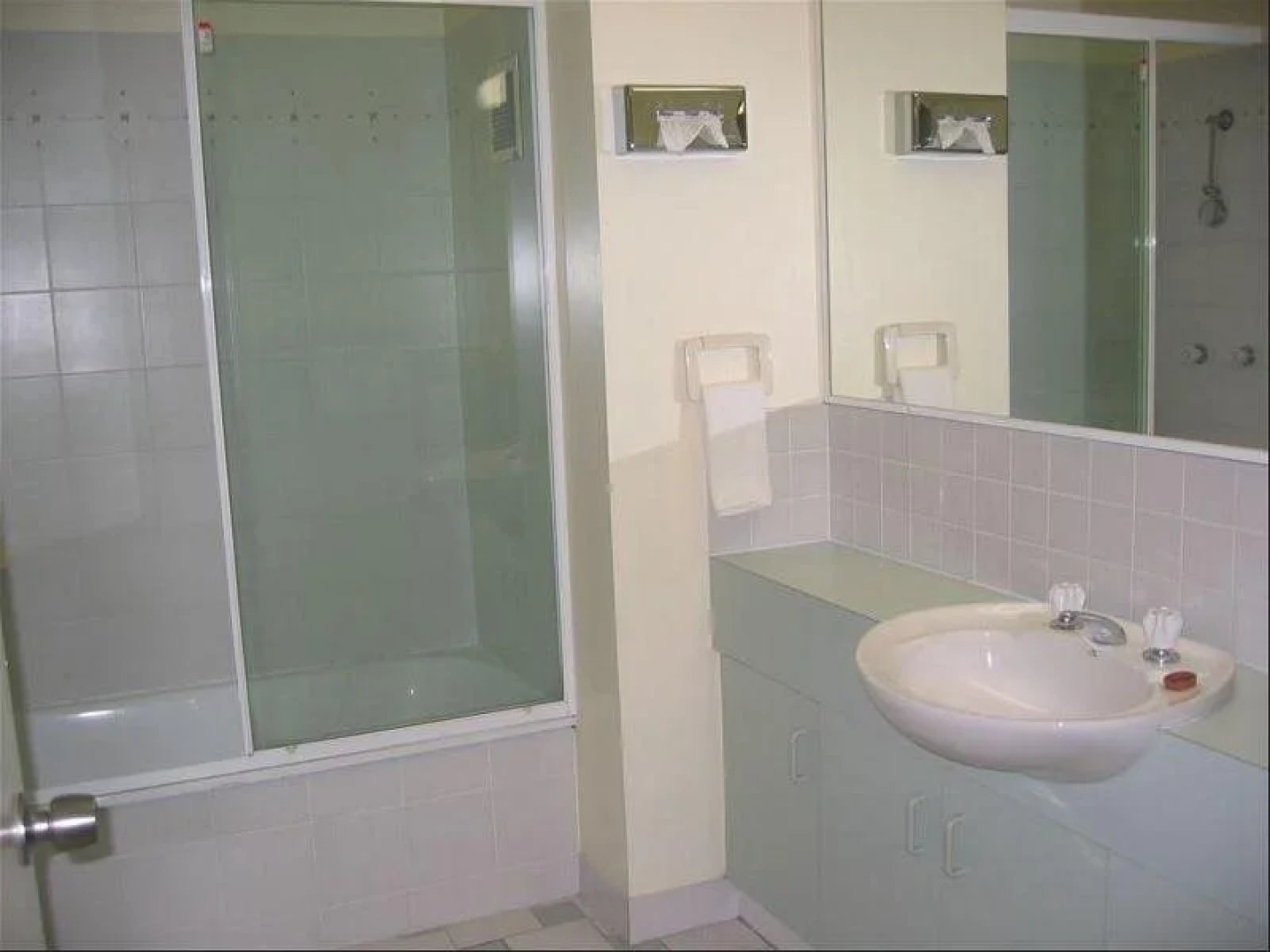 Cheltenham Apartments