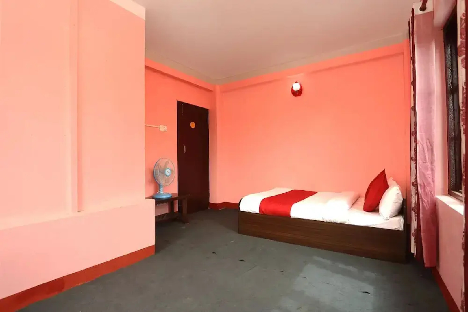 SPOT ON 627 Potala Top View Restaurant