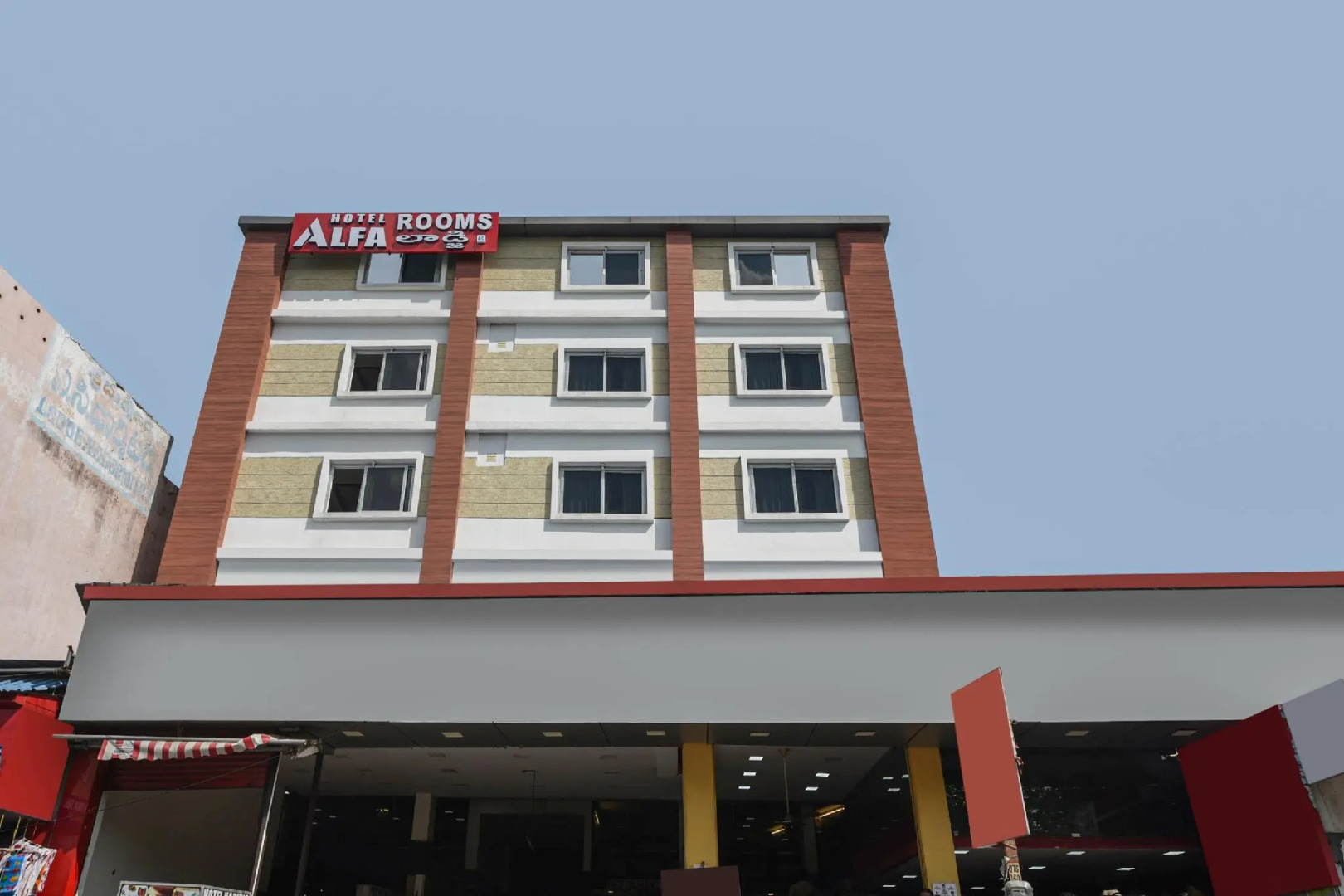 OYO 84459 Hotel Alfa Inn