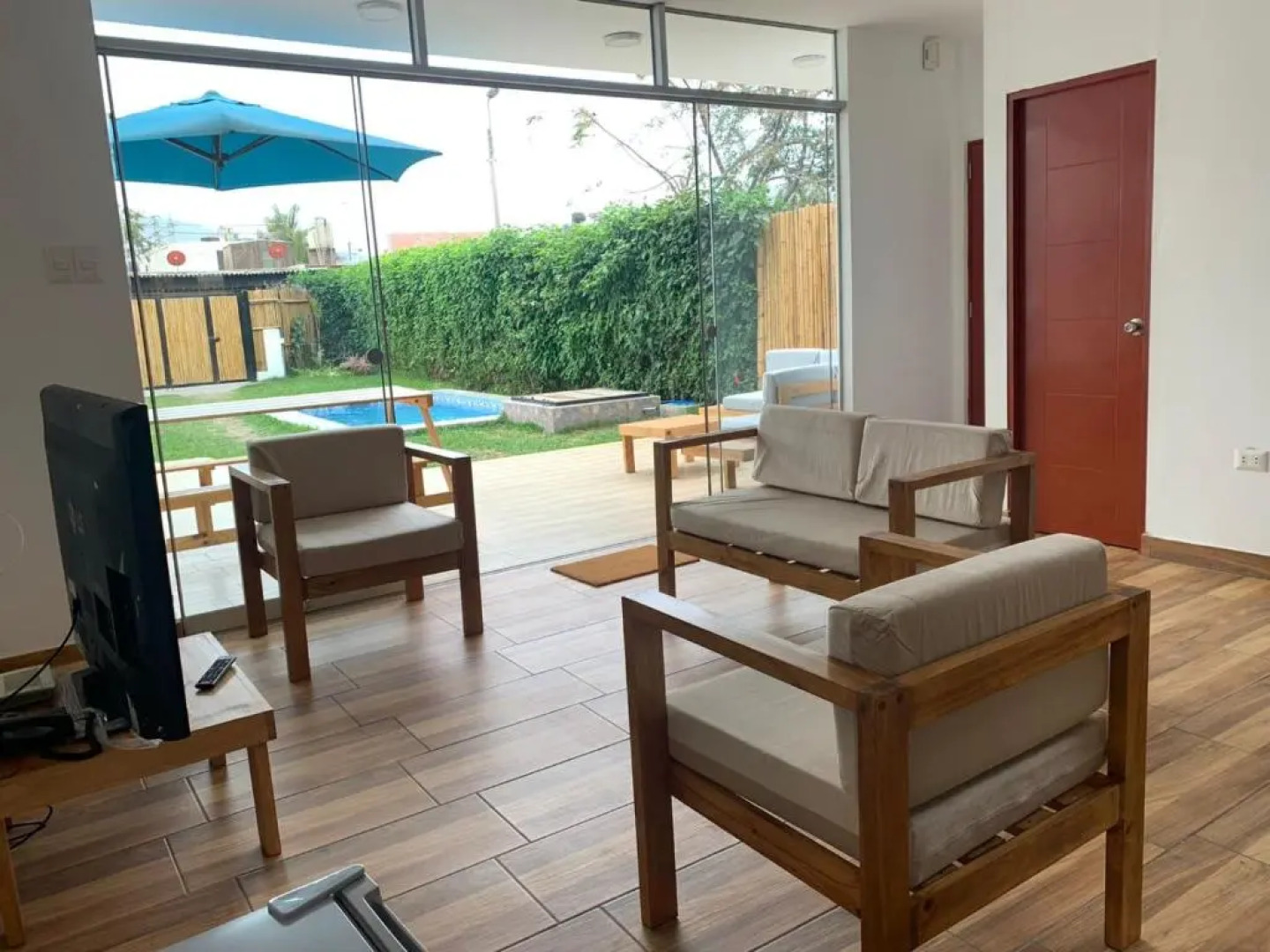 Casa con piscina ideal para familias