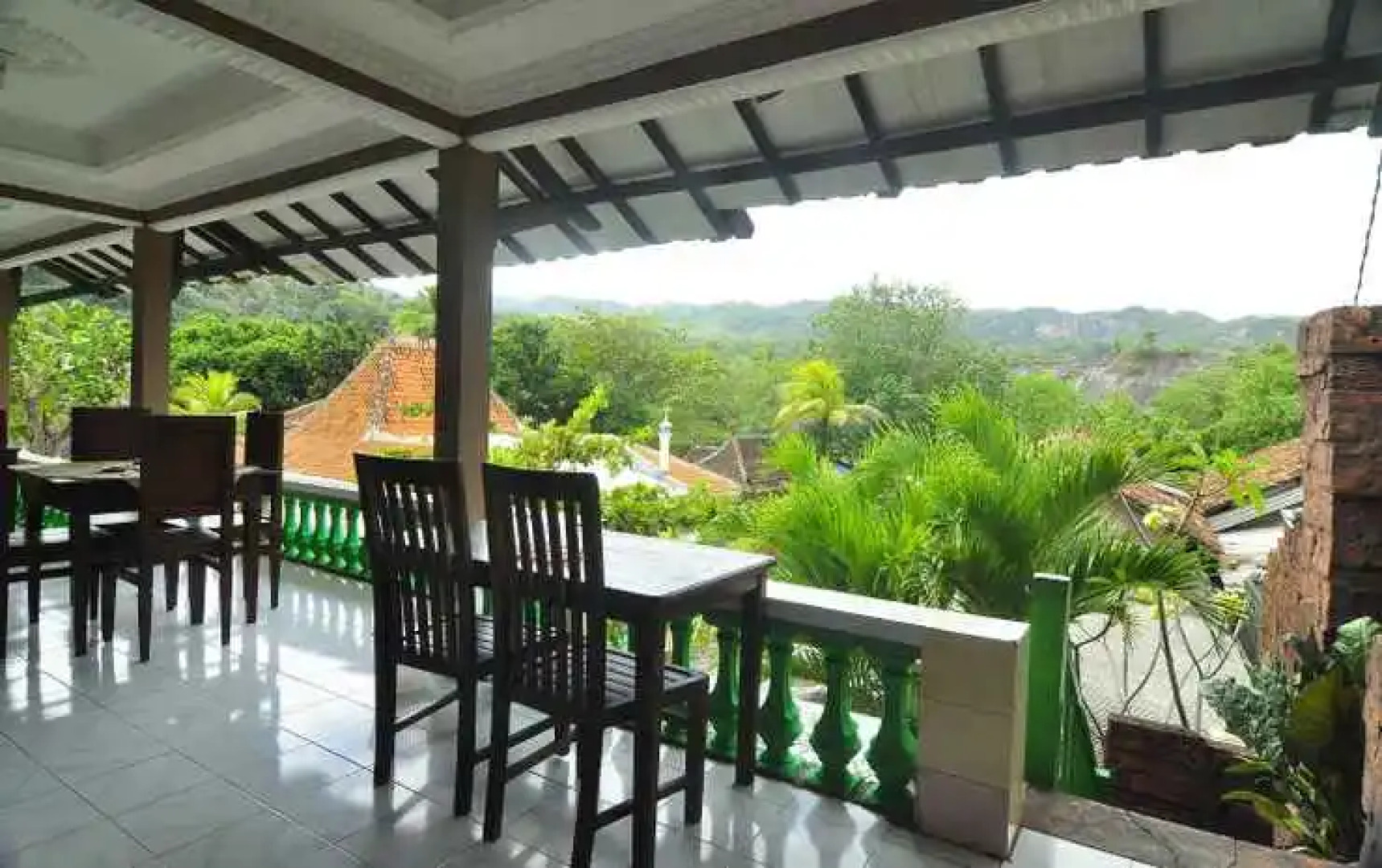 Hotel Dan Restoran Budi INN 1