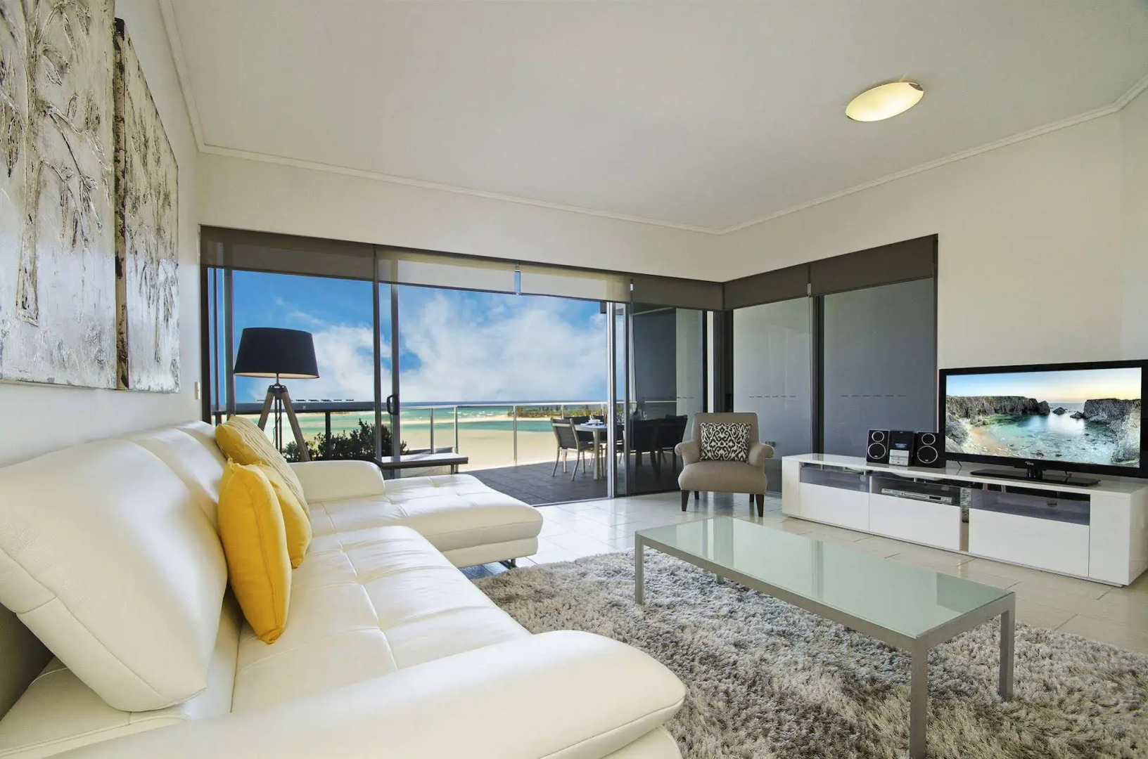 Waves Maroochy River