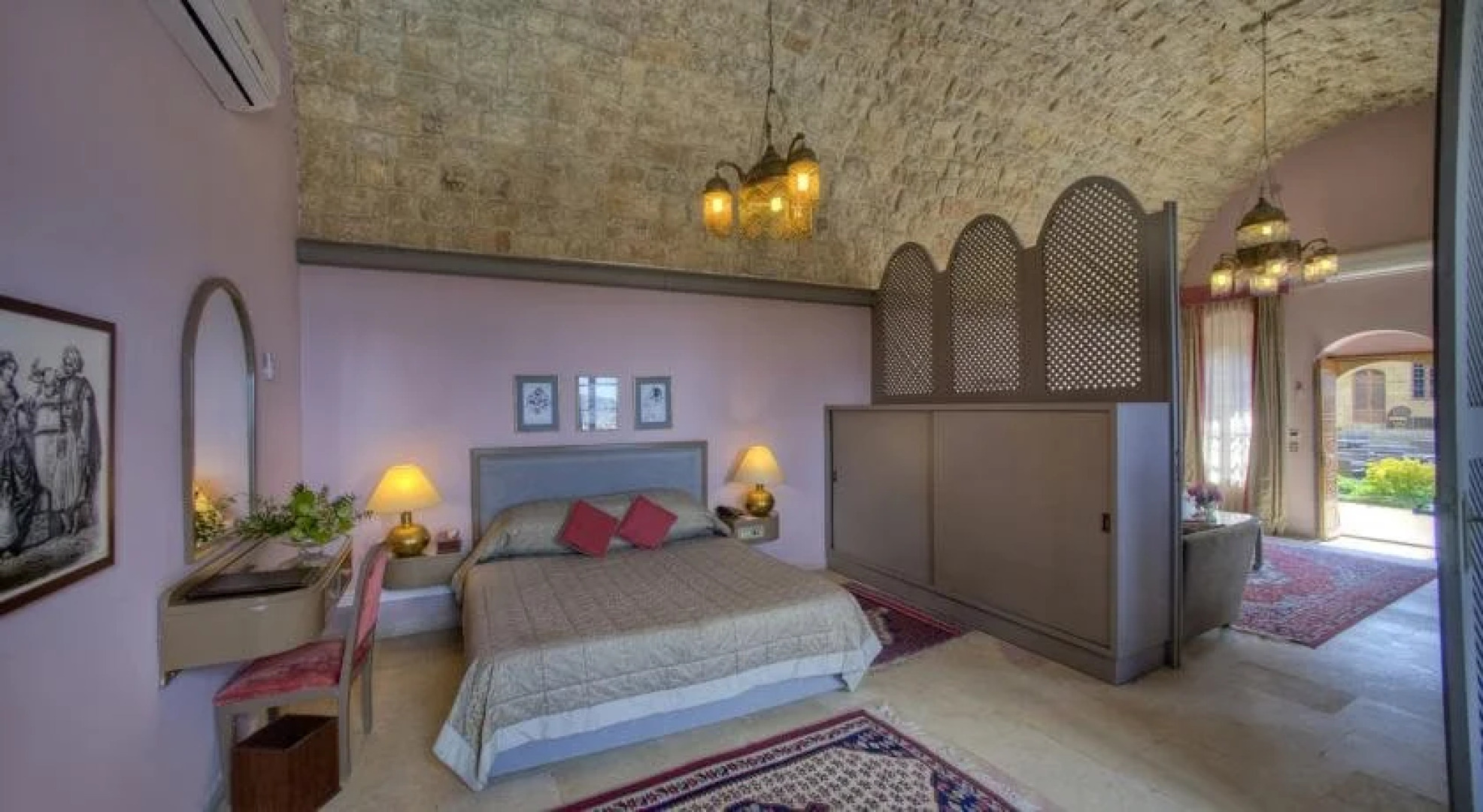 Mir Amin Palace Hotel