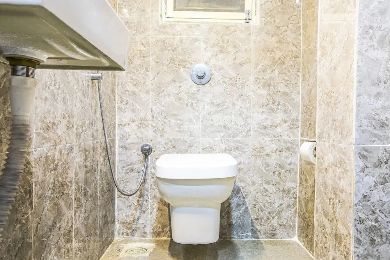 FabHotel The Grand Kohinoor Vashi