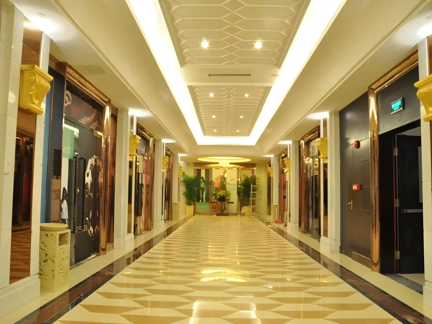 Country Garden Phoenix Hotel