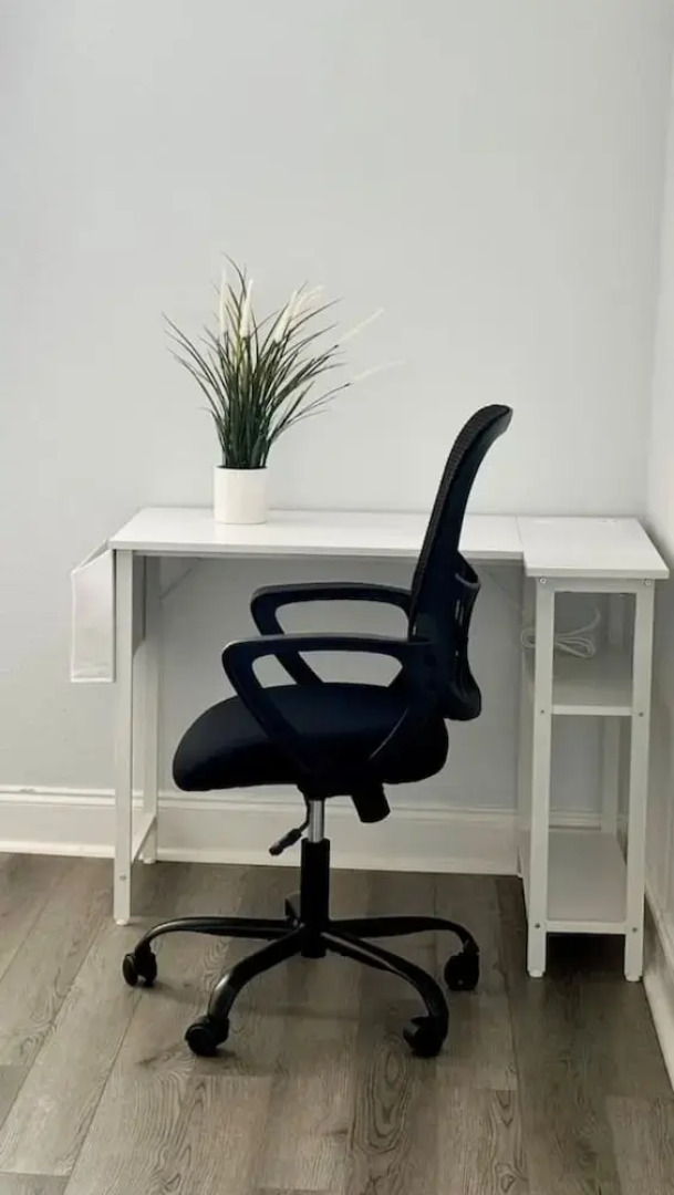 Quiet Spacious Home Close to Clearwater Beaches