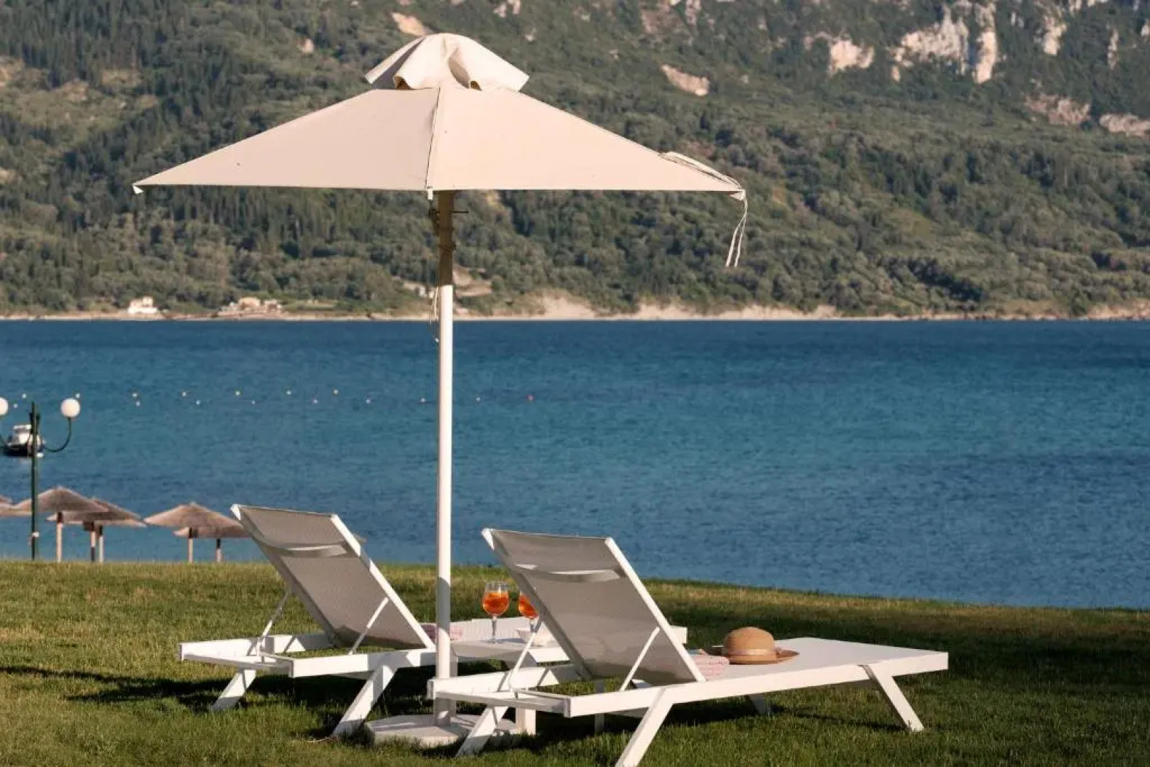 Armikes Beachfront Suites Afionas