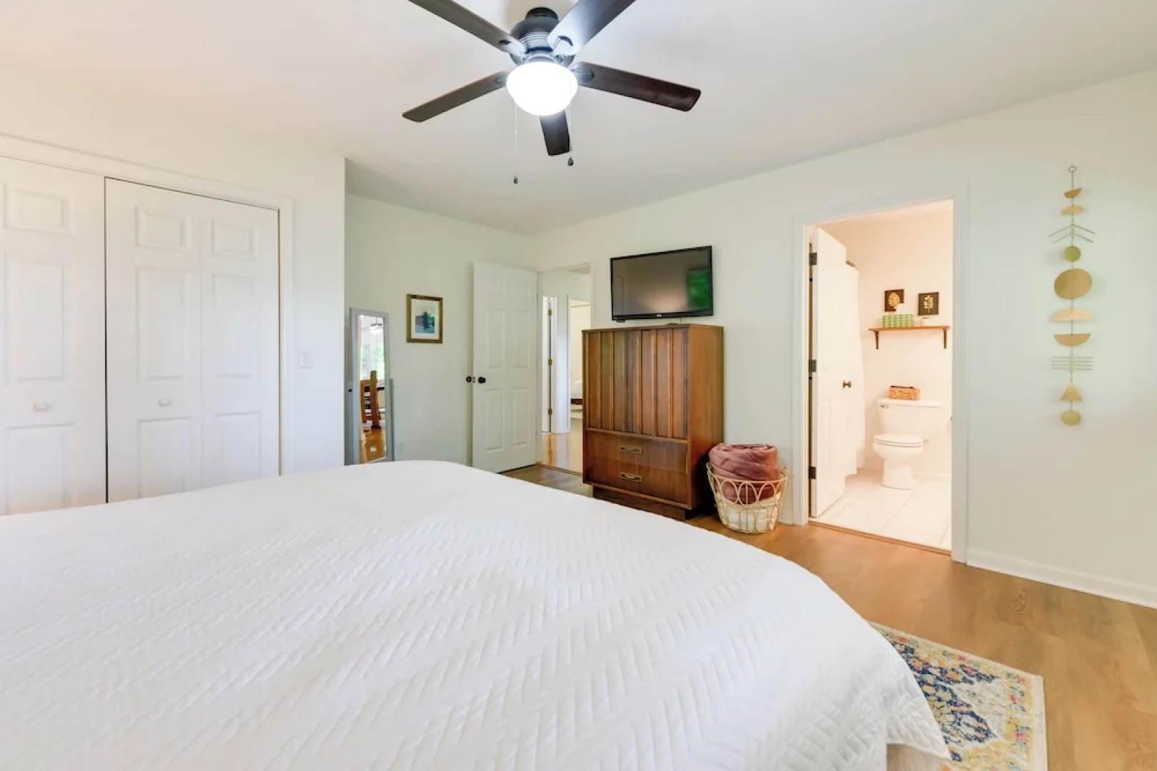 Updated Home w/ Private Hot Tub & Mtn Views!