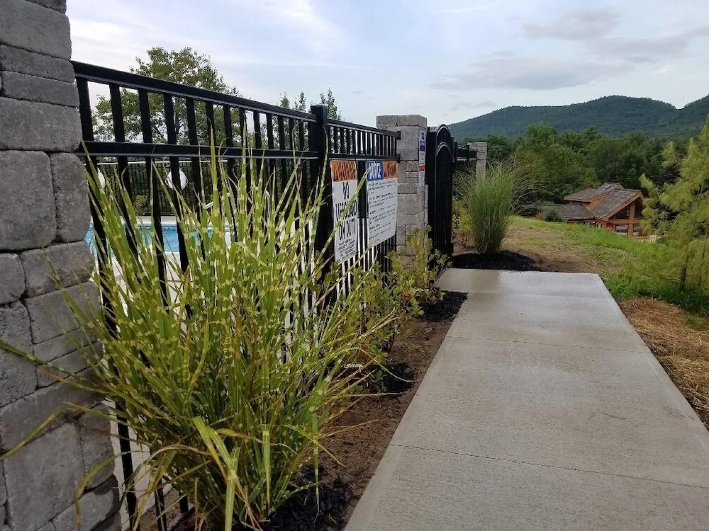 Cloud 9 Inn & Suites Lake George