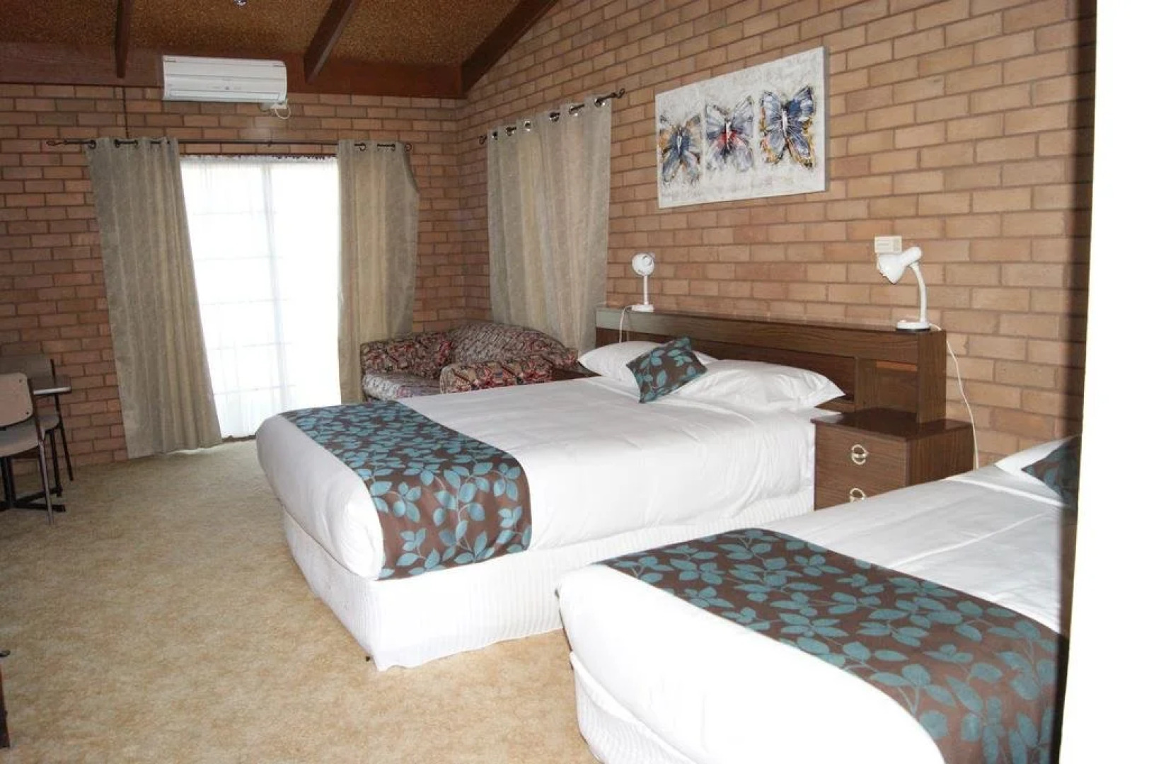 Bakery Park Motor Inn