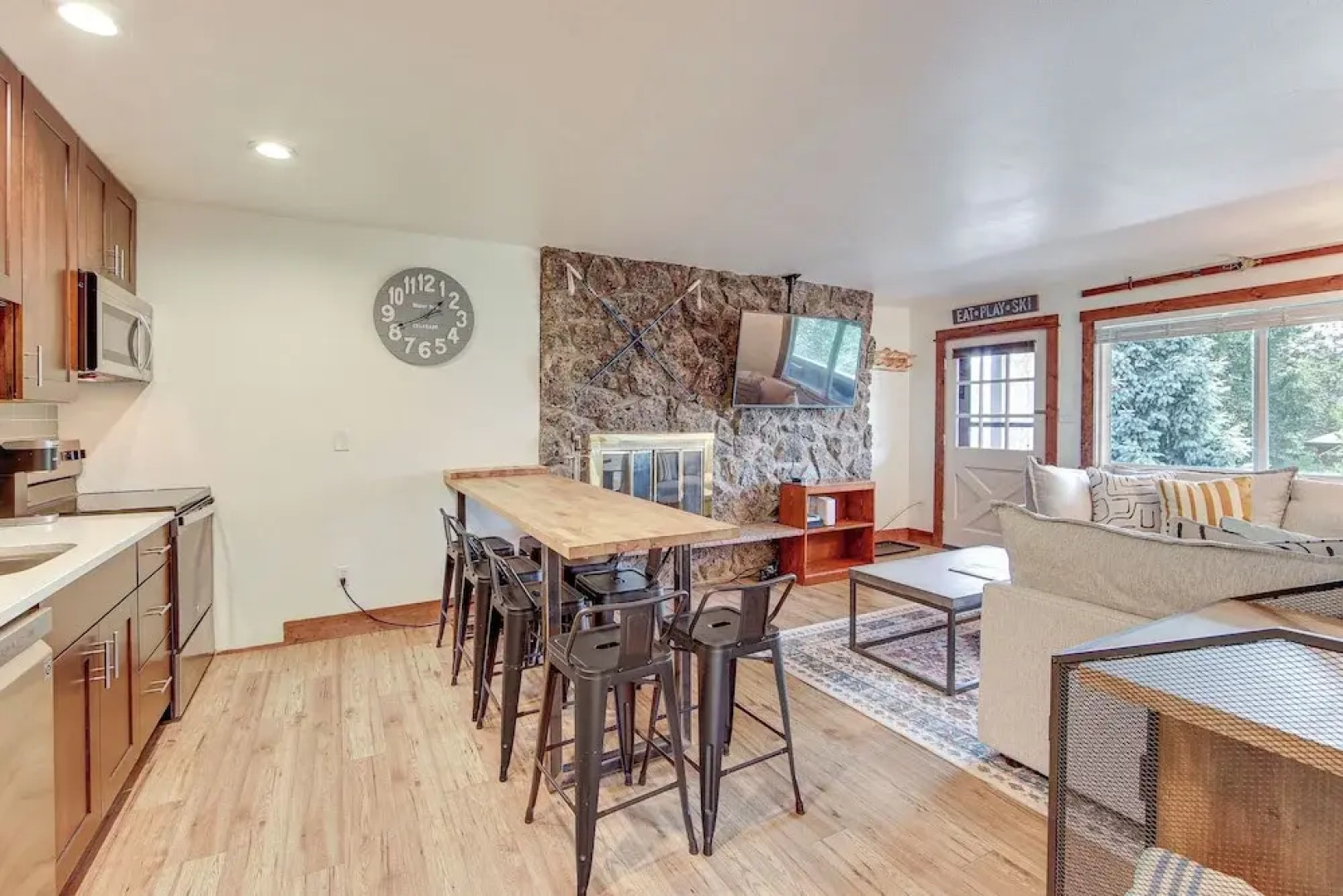 Dine, Shop & Shuttle to Resort: Winter Park Haven!