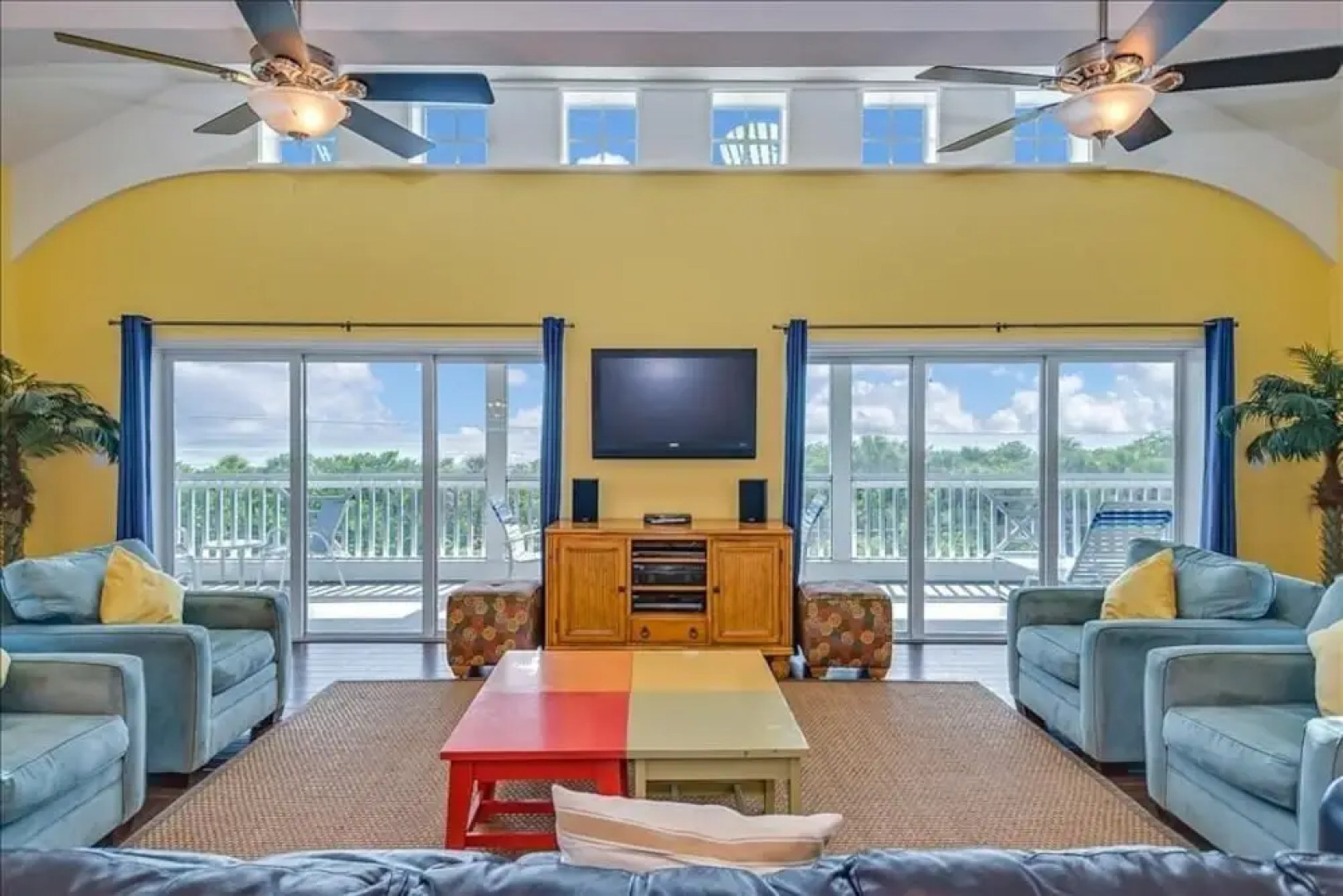 200 Seabreeze Ct - 5Br Home