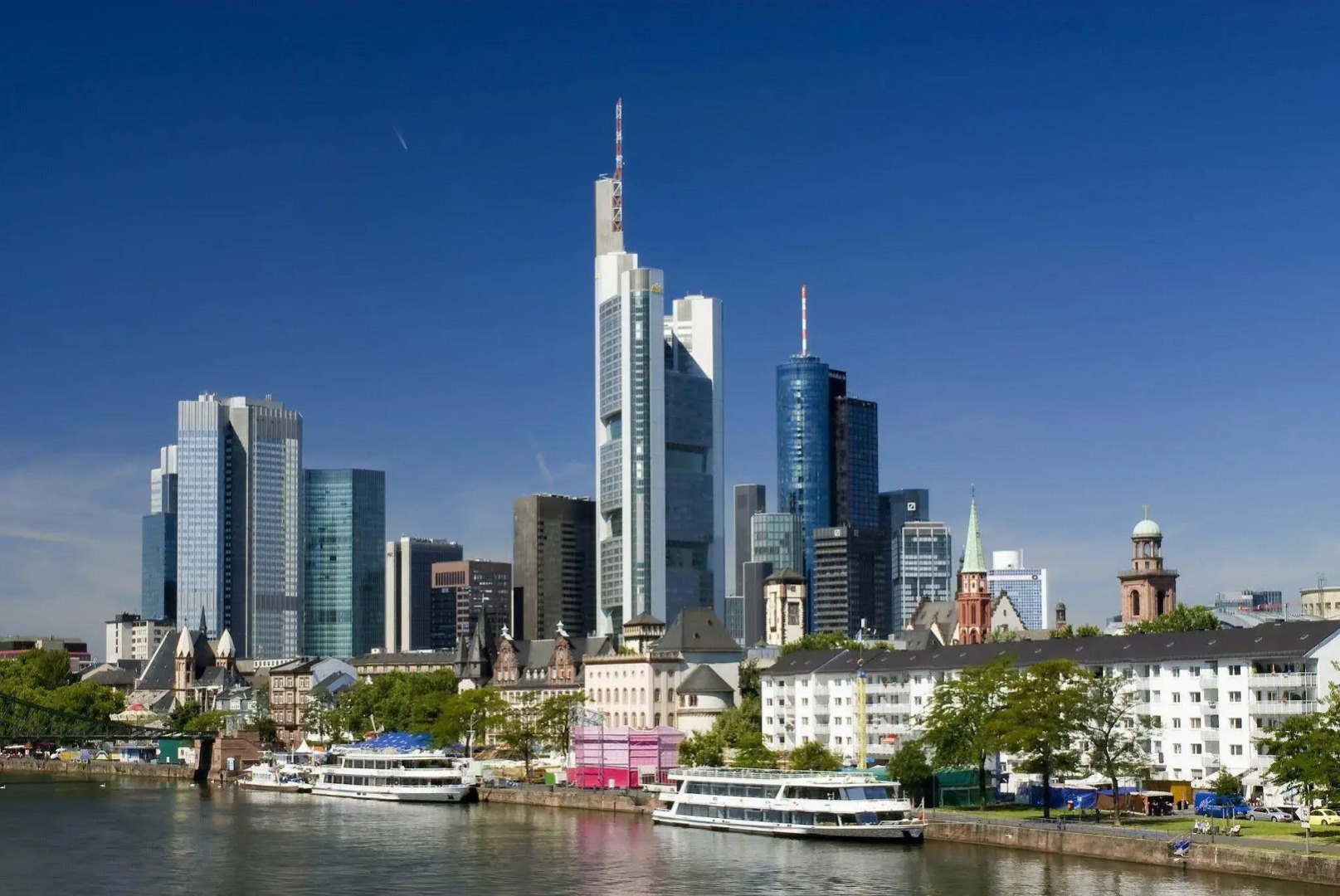 Holiday Inn Express Frankfurt Messe by IHG