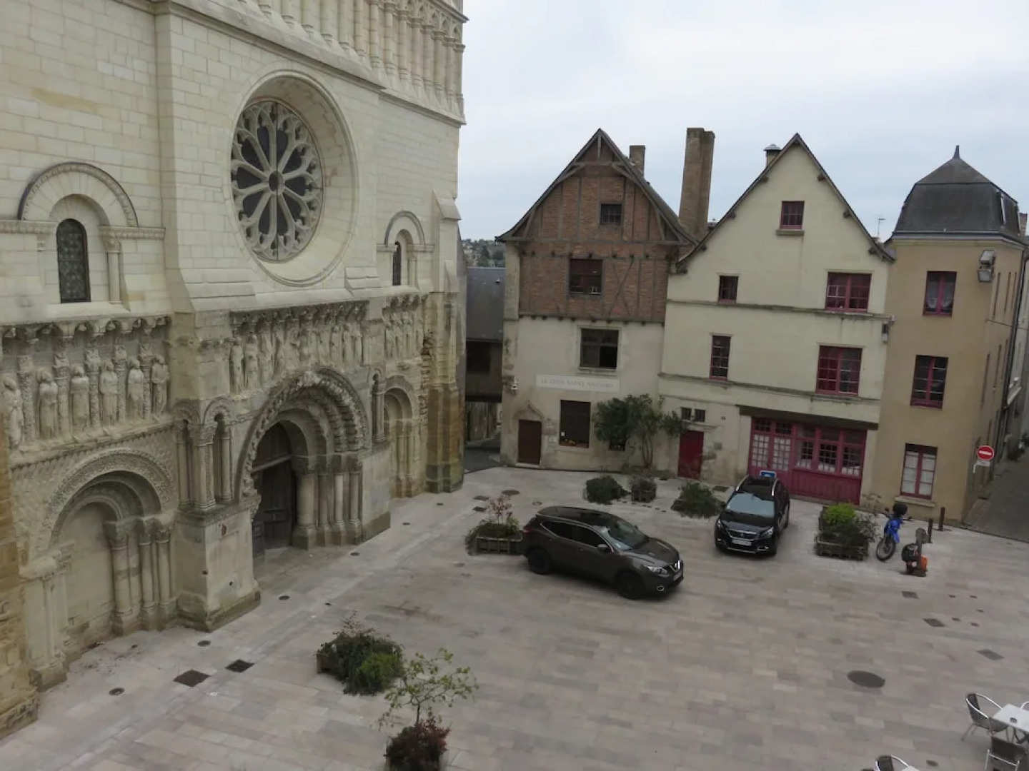 Grand appartement chaleureux