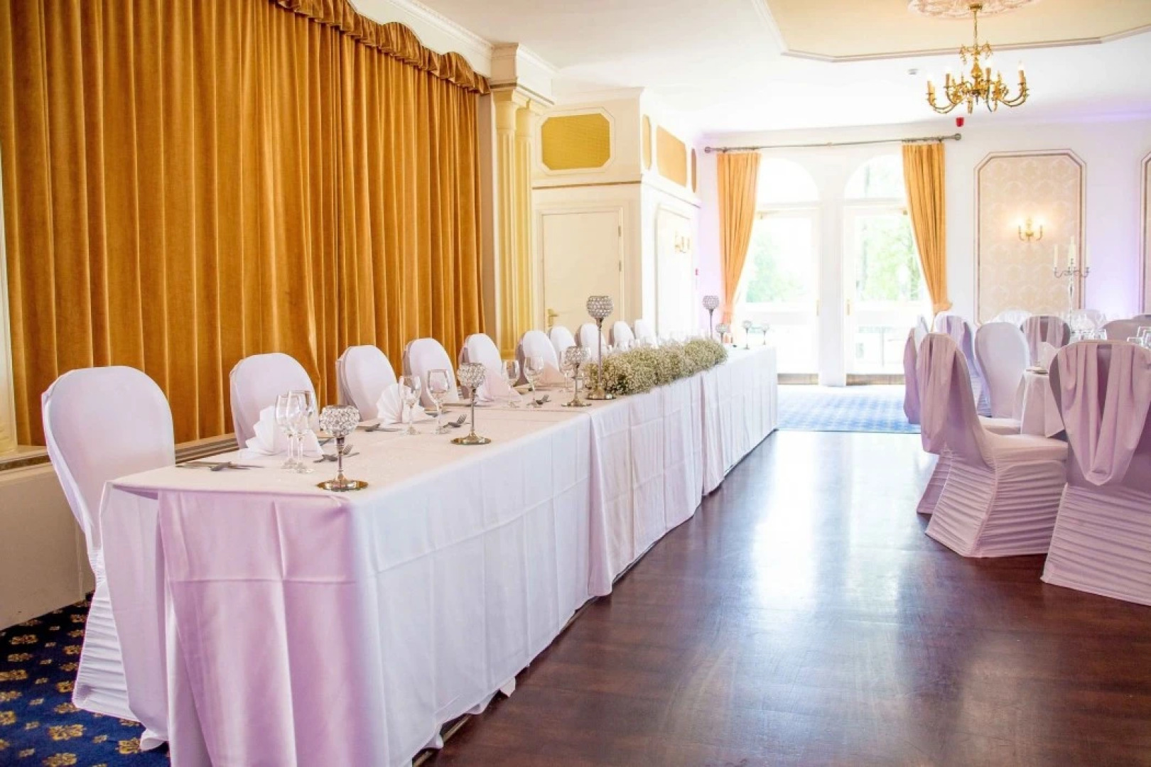 Cornhill House Hotel