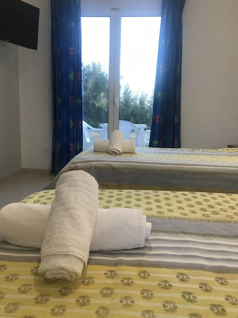 Room-banos Apartments and Swimming Pool