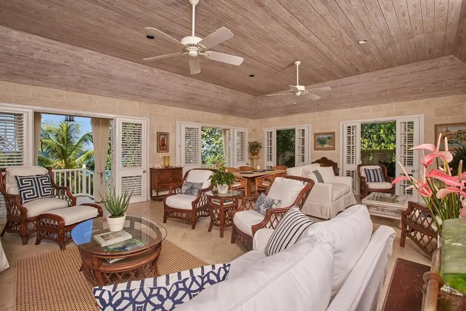 Luxury Beach Front Villa Estate