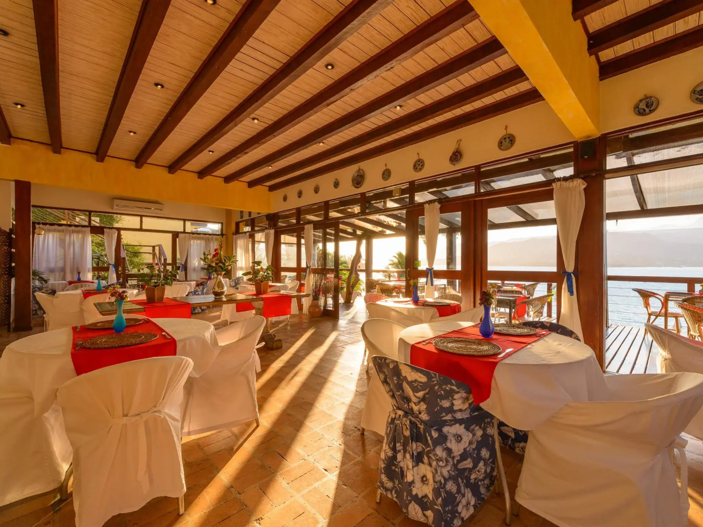 Barra Do Piuva Porto Hotel