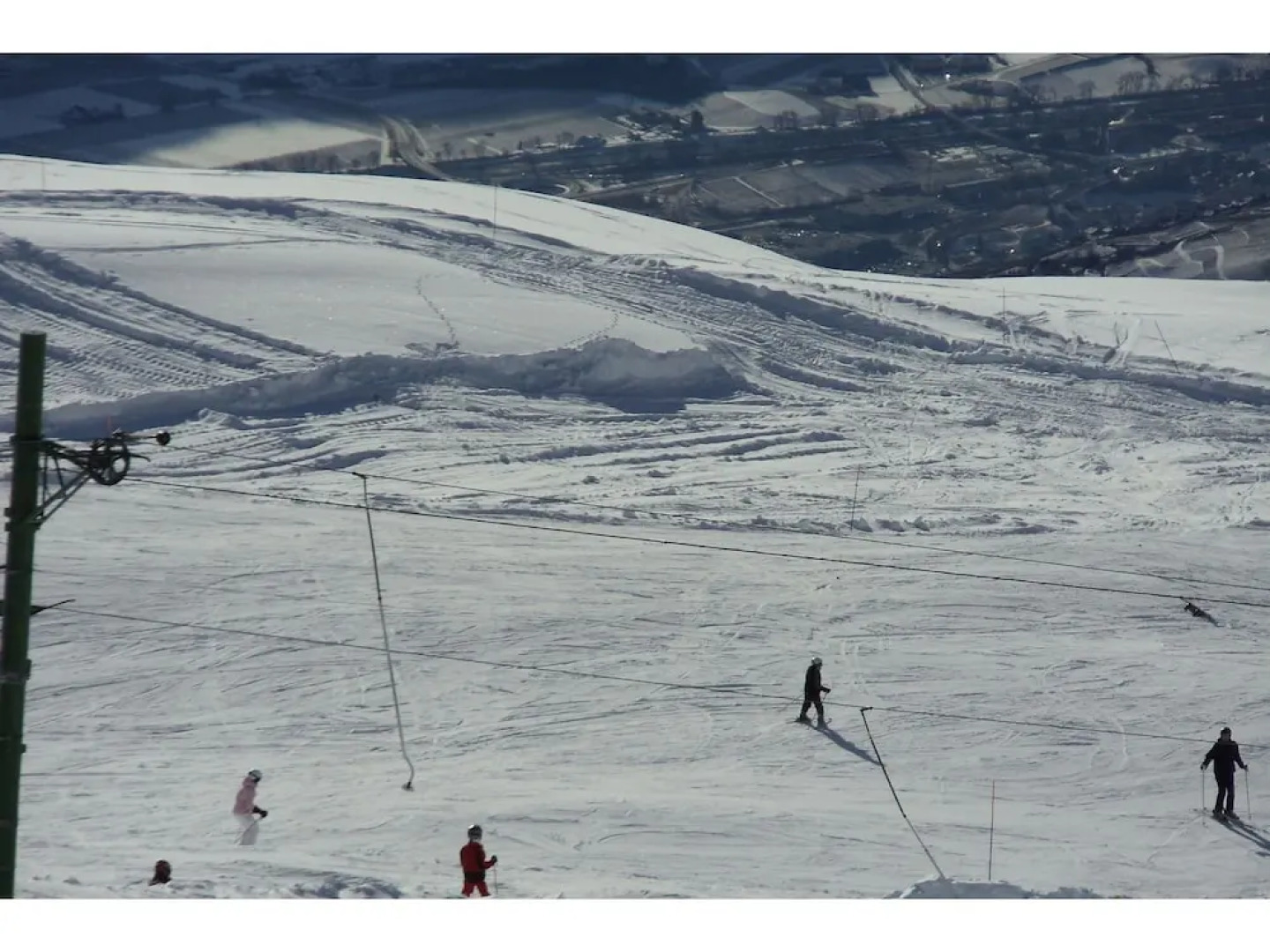 Beautifully Situated House With a View of the Mountain World