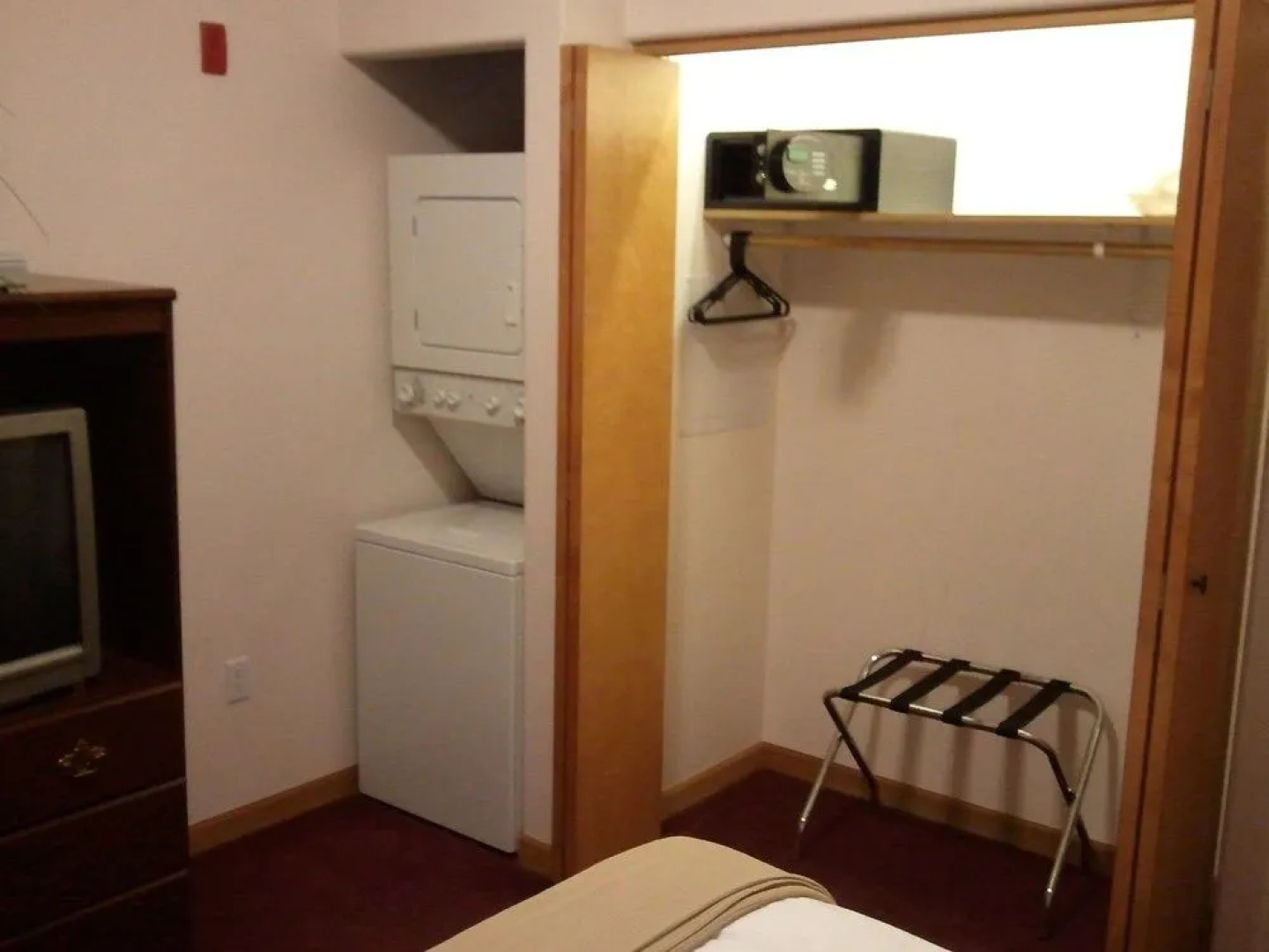 Totem Hotel and Suites