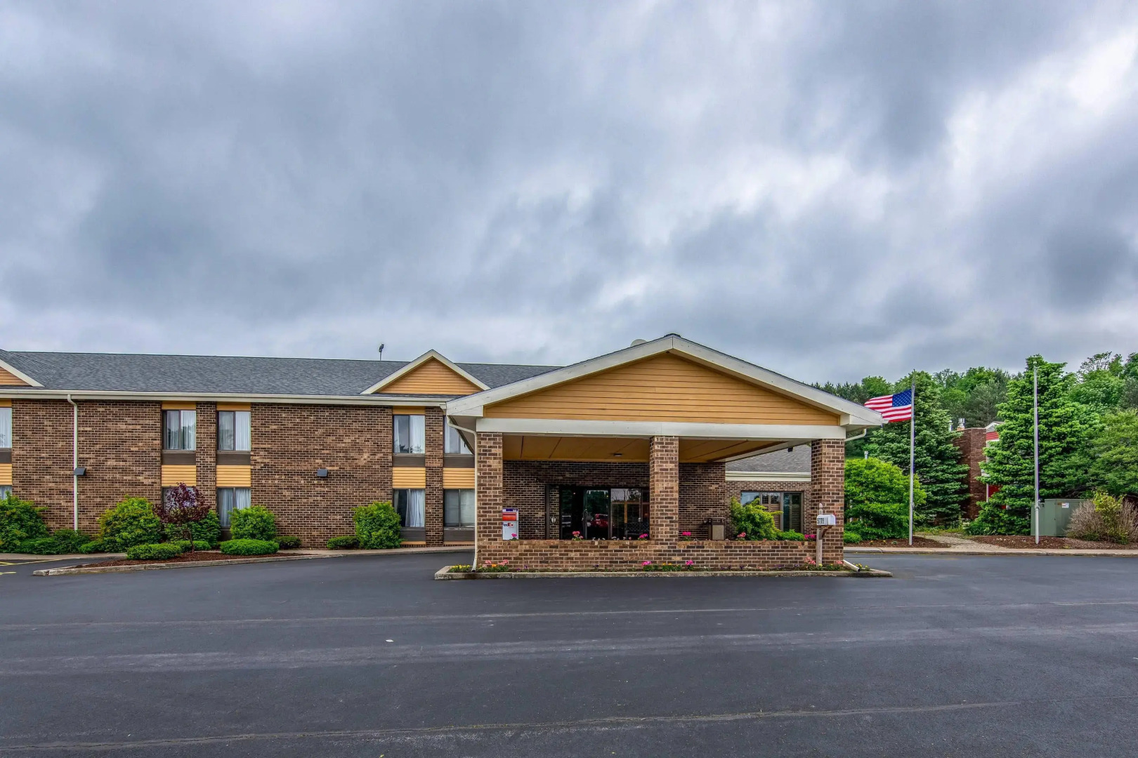 Quality Inn Tully I-81