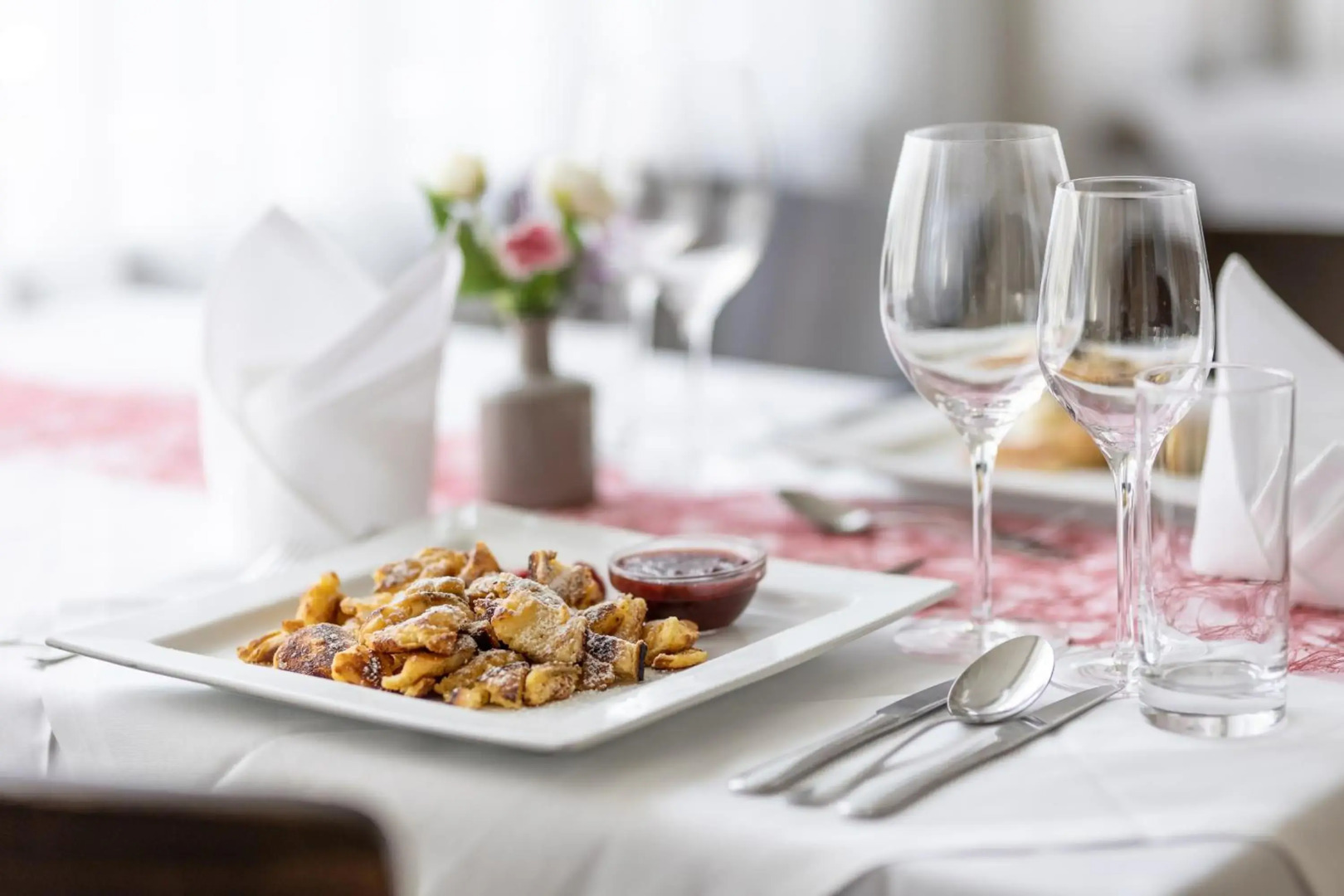 Kaiser von Österreich, Historik- und Thermalhotel