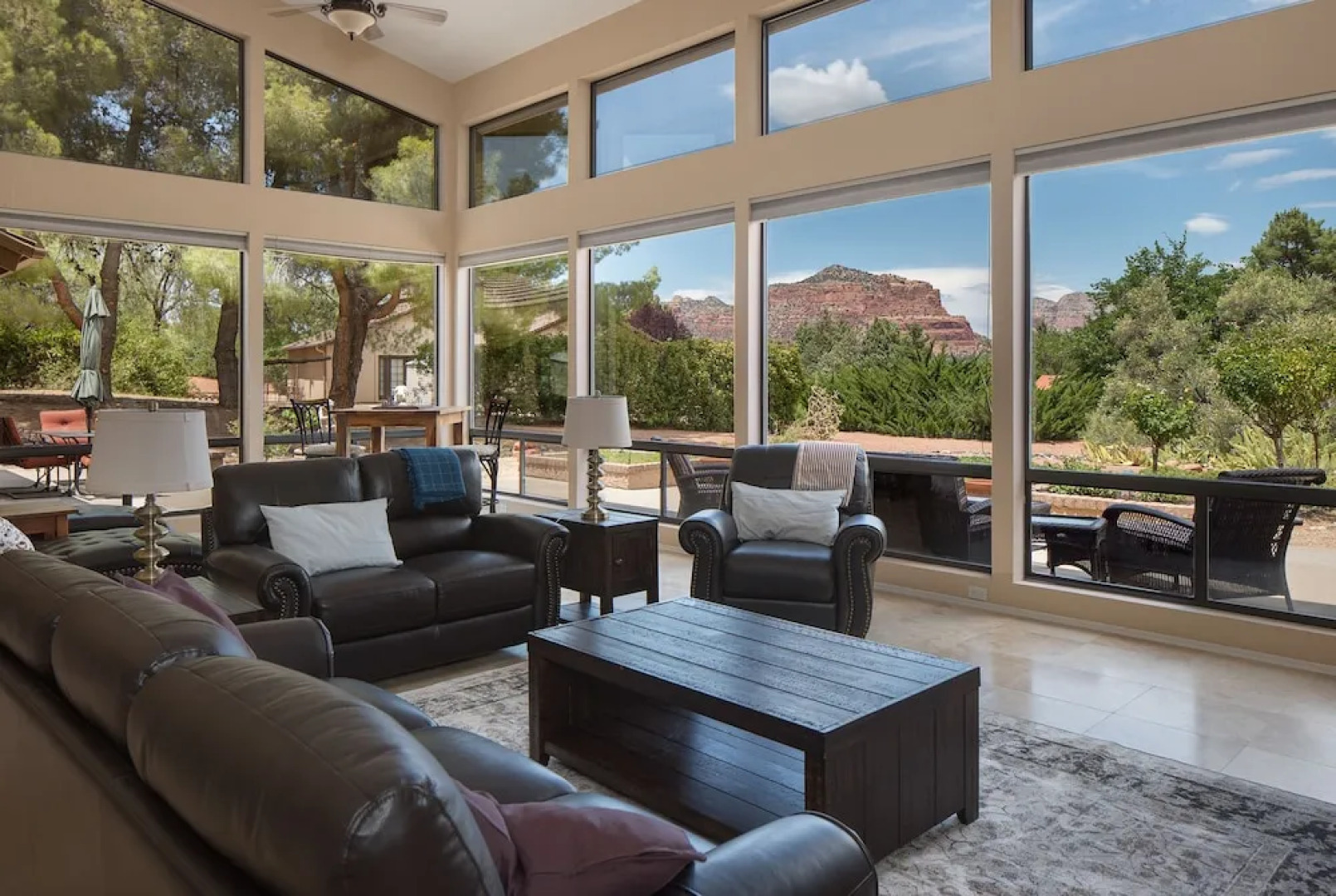 Lux Sedona Spectacle - Sleeps 20
