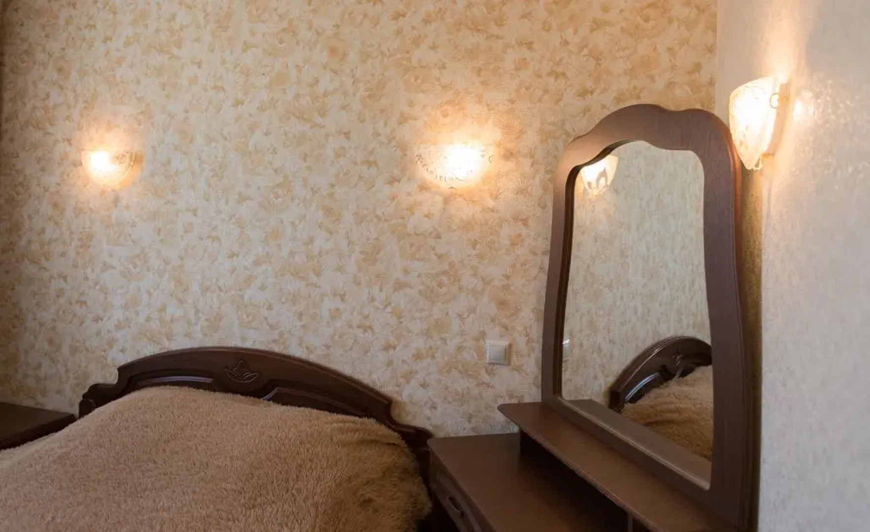 Уют Home (Хоум) на бульваре 60-летия Победы