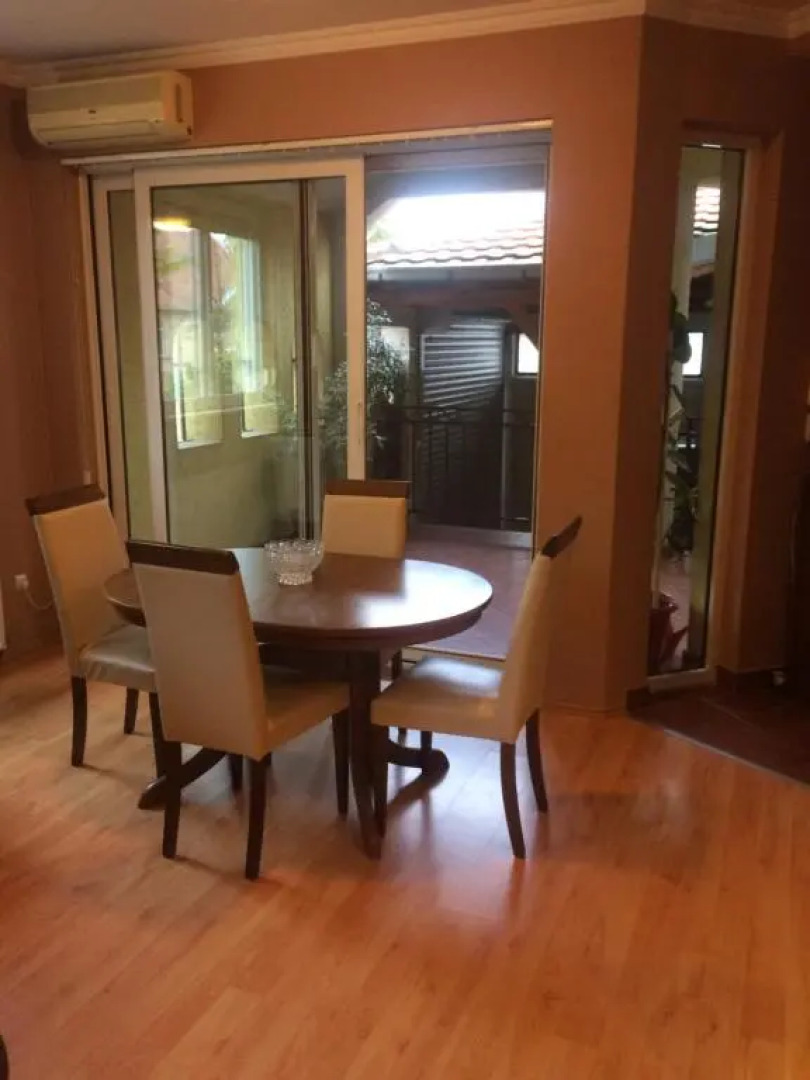 Aleksandar Apartment