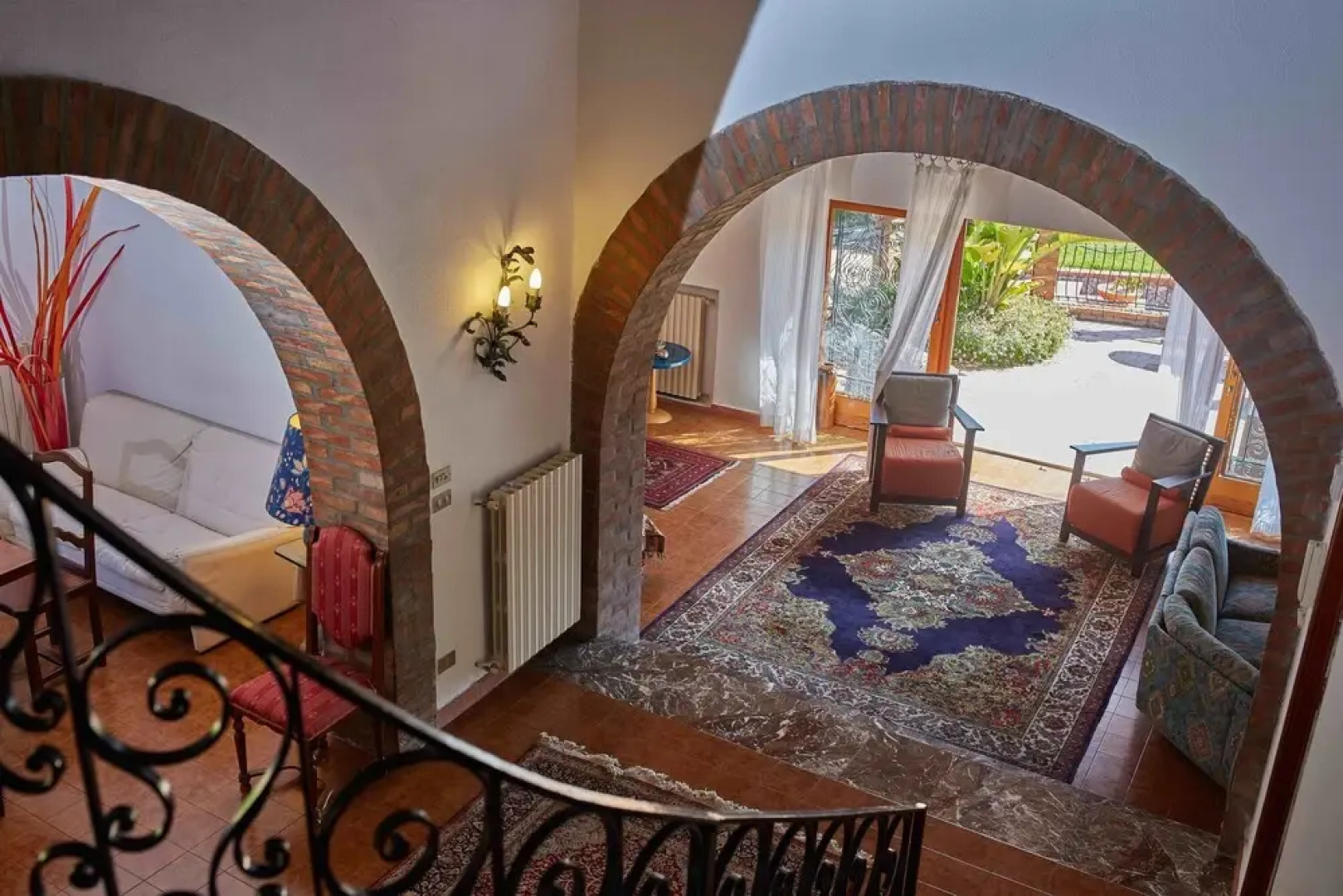 Stunning Villa With Private Pool Chlorine-free and Jacuzzi