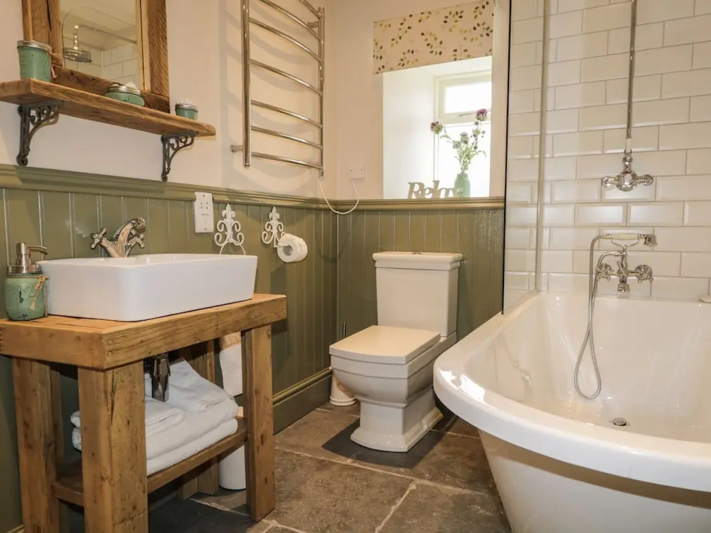 Bridgend House B & B