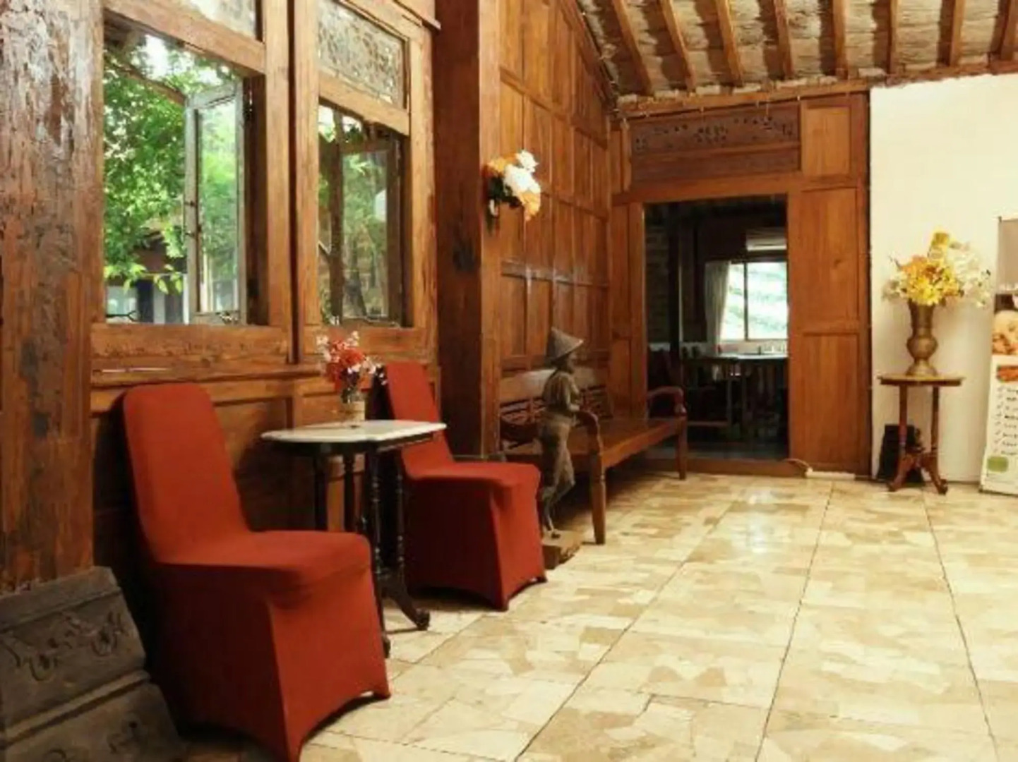 OYO 171 Lotus Art Garden Hotel