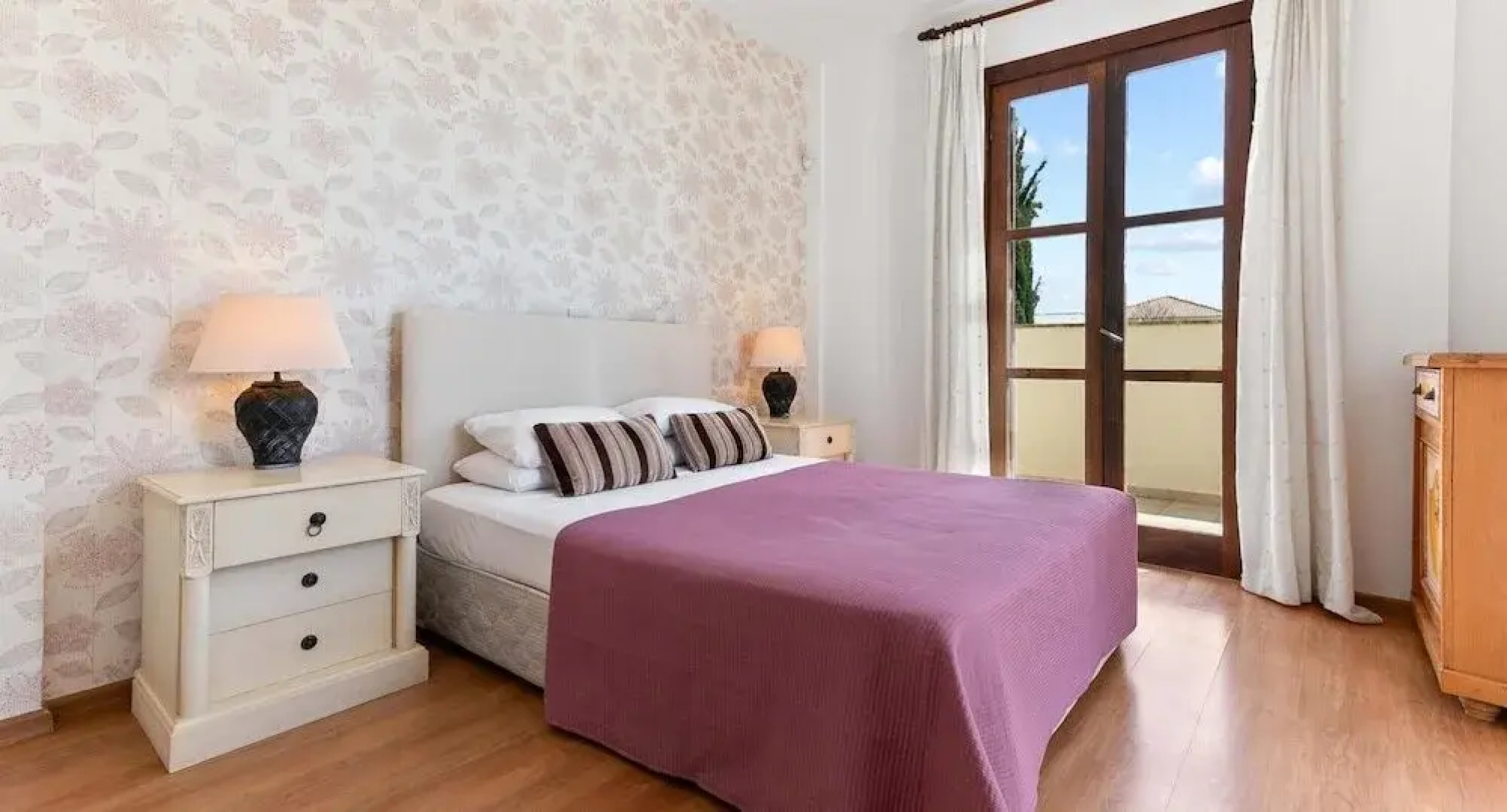 3 bedroom Villa Tala with private pool and sunset views, Aphrodite Hills Resort